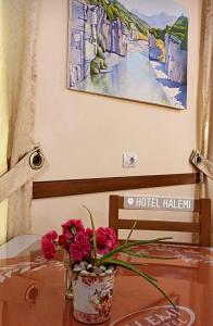 Fotografie z fotogalerie ubytování HOTEL KALEMI v destinaci Zhaban