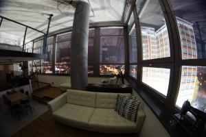 Χώρος καθιστικού στο View Skyscraper Bata - loft XL