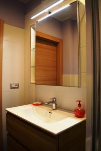 A bathroom at Da Aloisia - Casa Vacanze Még 32 kép