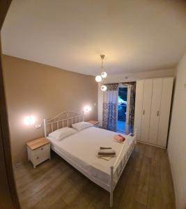 Posteľ alebo postele v izbe v ubytovaní Apartman SPOT + 21 fotografií