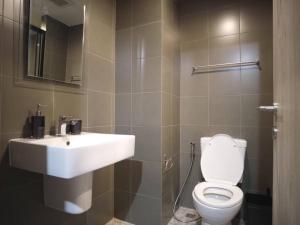 Koupelna v ubytování La Casita Hua Hin by Holiyay