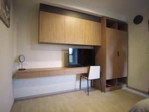 TV a/nebo společenská místnost v ubytování La Casita Hua Hin by Holiyay