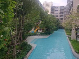 Bazén v ubytování La Casita Hua Hin by Holiyay nebo v jeho okolí