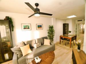 Część wypoczynkowa w obiekcie Apartamento Aliaga