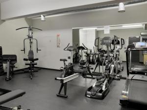 The fitness centre and/or fitness facilities at The Heriot City Centre Apartments