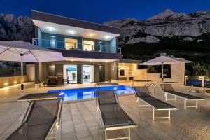 Fotografia z galérie ubytovania Villa ''MIA'' , Makarska v destinácii Makarska