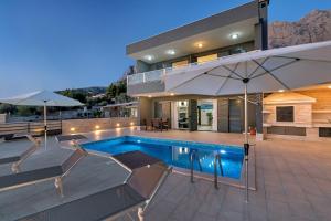 Fotografia z galérie ubytovania Villa ''MIA'' , Makarska v destinácii Makarska