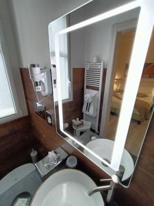 A bathroom at Bed End Breakfast Mary's Tower