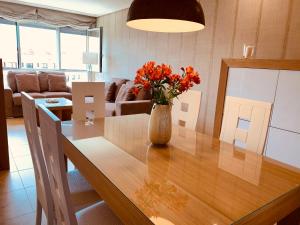 Część wypoczynkowa w obiekcie SANXENXO SUITES CON VISTAS Muy Bien Ubicado