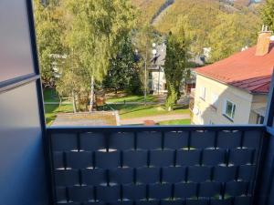 Nespecifikovaný výhled na hory nebo výhled na hory při pohledu z apartmánu