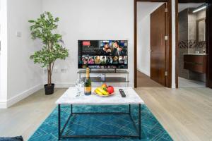 TV a/nebo společenská místnost v ubytování Haus Luxury Apartment - Perry Barr - Parking - Smart TV - WIFI - TOP RATED