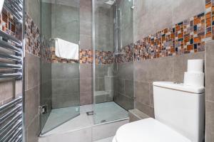 Koupelna v ubytování Haus Luxury Apartment - Perry Barr - Parking - Smart TV - WIFI - TOP RATED