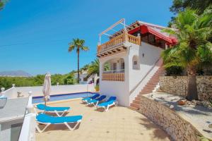 Bazen u objektu Alma - holiday home with private swimming pool in Benitachell ili u blizini