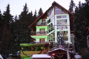 Fotografie z fotogalerie ubytování Villa Select v destinaci Predeal