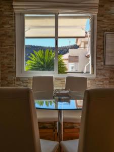 Apartamentos Turísticos Tronca Luxury, Granada – Updated 2022 ...