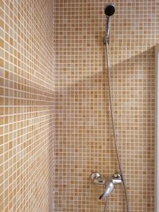 Ванная комната в Alojamiento Temporal el Puente +40 фотографий