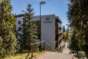 Budova, v ktorej sa apartmán nachádza