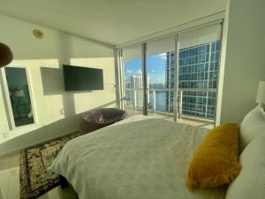 Gallery image of IconBrickell Tower 3 W Residences in Miami