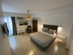 Postel nebo postele na pokoji v ubytování Flats Company - Karakoy Apartment