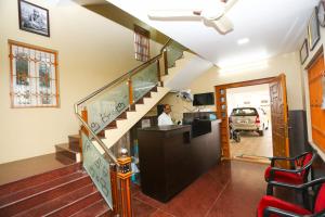 The lobby or reception area at RAMANA'S HOME STAY Apartment Hotel Kumbakonam