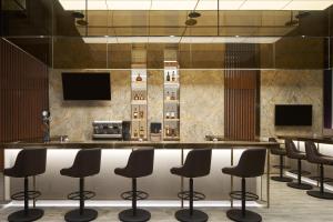Four Points by Sheraton Linkou tesisinde lounge veya bar alanı