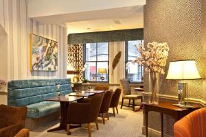 Ambleside Salutation Hotel & Spa, World Hotel Distinctive的休息区