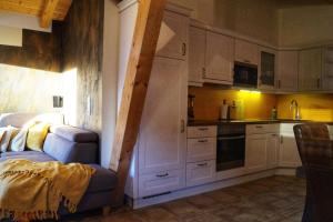 Kuchyňa alebo kuchynka v ubytovaní Ferienwohnung Alpbachtal