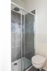 A bathroom at Cute Studio in Old Town by Holiday Solutions