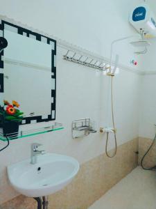 Phòng tắm tại Villa Trung Nghĩa 30