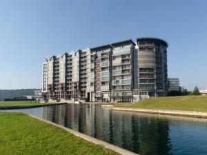 Imagen de la galería de Quayside Waterfront Apartment, en Durban