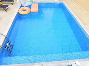 Basen w obiekcie Apartman "Sabine" with heated pool lub w pobliżu