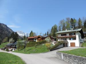 Imagen de la galería de Landhaus Constantin Luxus-Appartments, en Berchtesgaden