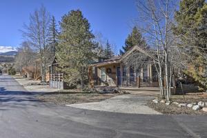 Gallery image of Breckenridge Cabin with Resort Perks and Mtn Views! in Breckenridge
