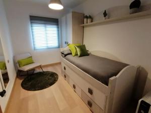 A seating area at Spacious Apartment