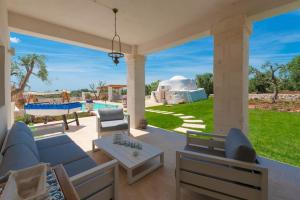 A seating area at Trullo Lillo
