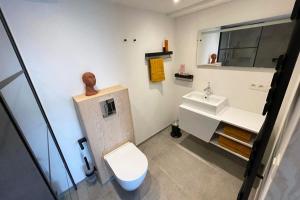 Vannituba majutusasutuses Le Studio du Designer