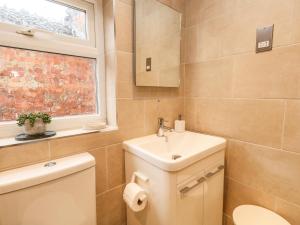 Et badeværelse på Quay Cottage + 20 billeder