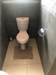 Foto dalla galleria di Charli’s Lodge a Mpheleng