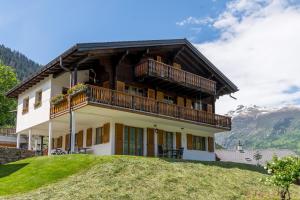 Nespecifikovaný výhled na hory nebo výhled na hory při pohledu z apartmánu