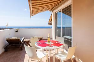 Balkón alebo terasa v ubytovaní Penthouse Palm Mar