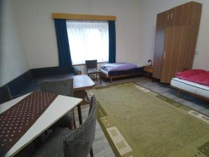 Postel nebo postele na pokoji v ubytování LINDENHOF WALDHEIM