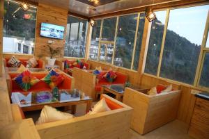 Gallery image of Shining Hills in Mussoorie