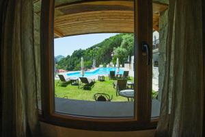 Bazén v ubytování Hotel Victoria nebo v jeho okolí