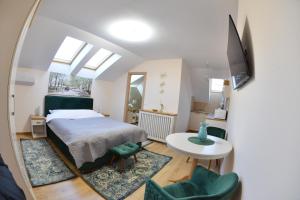 Afbeelding uit fotogalerij van Magic Five - Cazare Reghin *** in Reghin