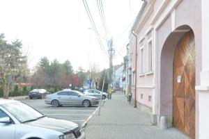 Afbeelding uit fotogalerij van Magic Five - Cazare Reghin *** in Reghin