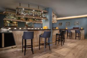 Lounge nebo bar v ubytování Hotel Seehof Davos