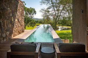 Бассейн в Summerfields Rose Retreat and Spa или поблизости