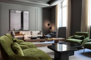 Posezení v ubytování Kozmo Hotel Suites & Spa - Small Luxury Hotels of the World