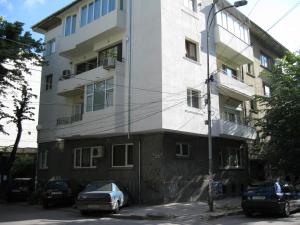 The building in which Az apartmant is located
