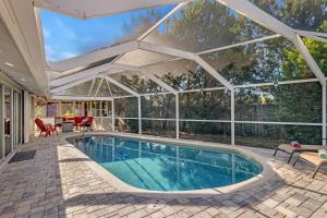 Private Pet Friendly Villa with Heated Pool - Villa Turtle Cove - Roelens Vacations